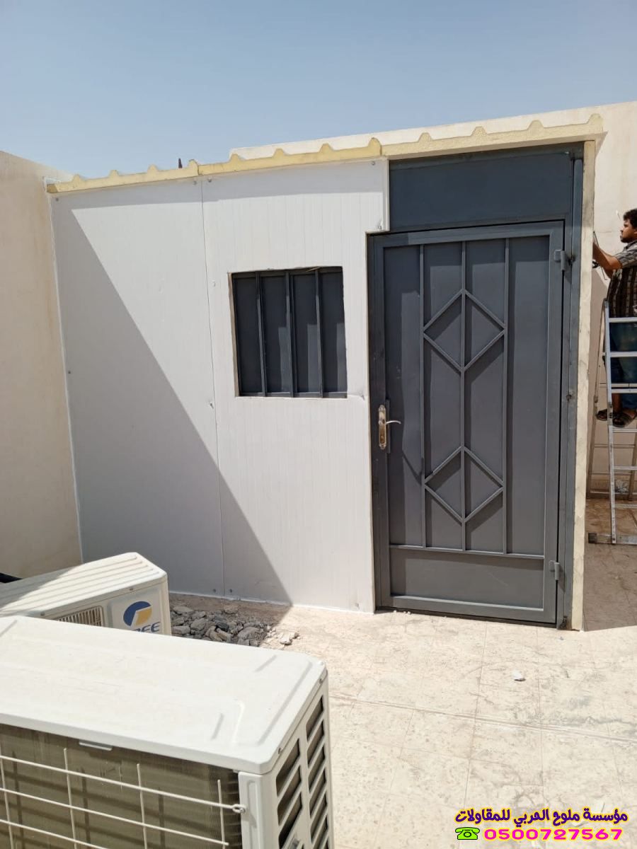 بناء ملاحق من الساندويتش بانل بجدة