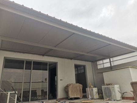 بديل سندويتش بانل في حي البساتين بجدة 